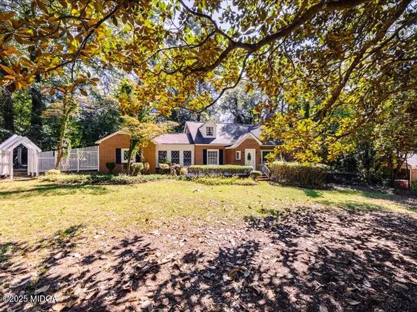 1237 Waverland Dr, Macon, GA 31211