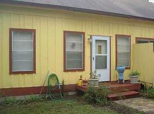 1st image of 911 Romeria Dr