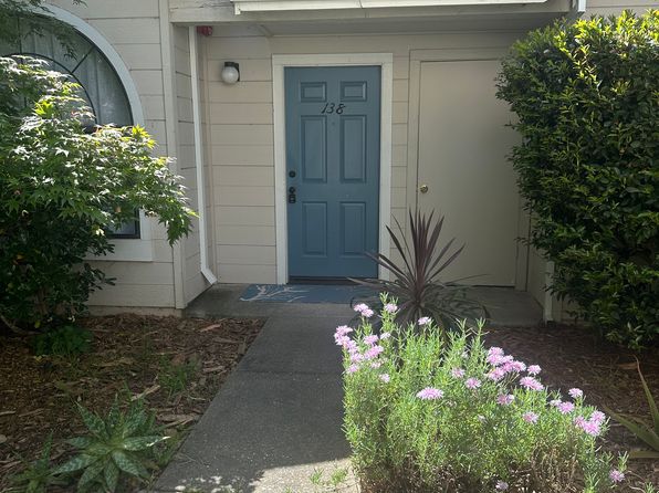 138 Golden Gate Cir