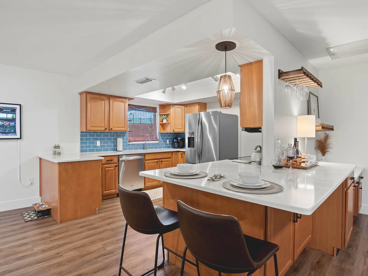 3 bed, 1460 sqft, $8,000 — Photo 4