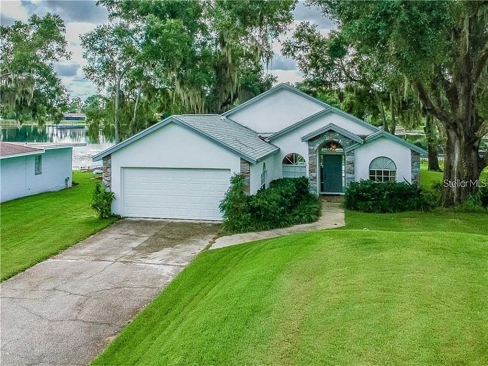 1st image of 3656 Lake Joyce Dr