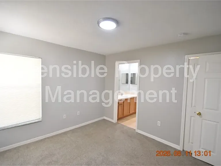 7411 Canterbury St — Photo 11