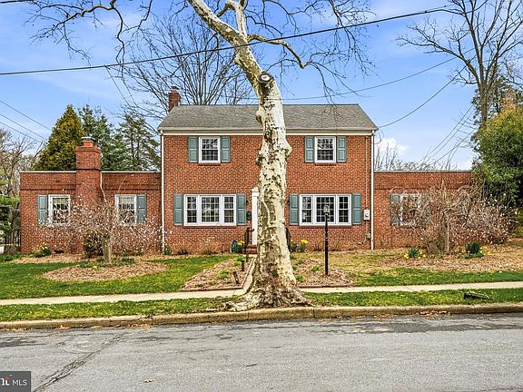 3rd image of 3 Saint Davids Rd