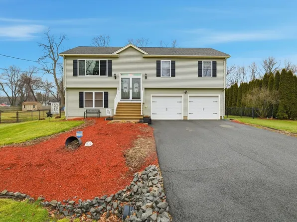 19 Greenwood St, Agawam, MA 01001