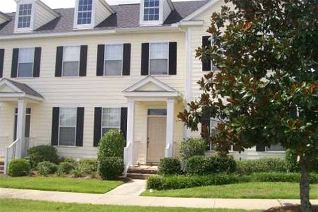 1st image of 3985 Four Oaks Blvd #1