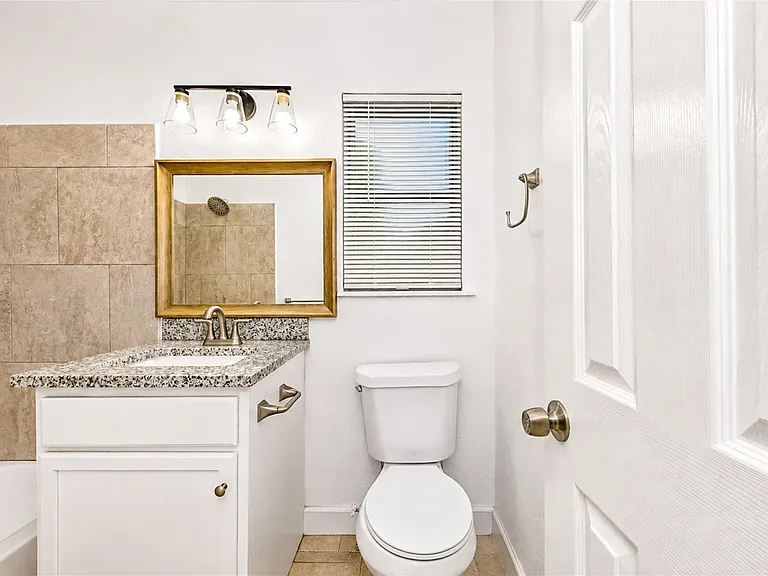 1206 Gary Ave — Photo 16