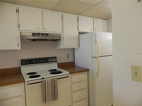 5th image of 406 Cerromar Cir N Unit 323