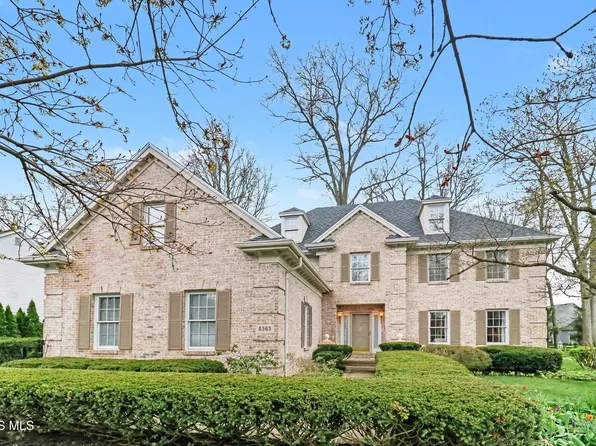 8563 Royal Lythan Ln, Holland, OH 43528