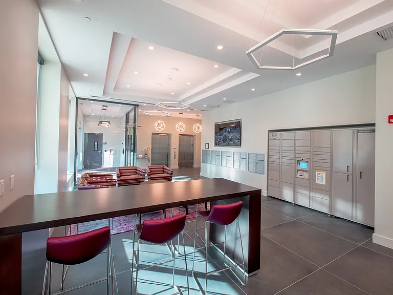 The Davenport — Photo 15