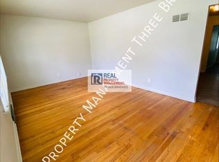 6827 Brower Ct, Saint Louis, MO 63134