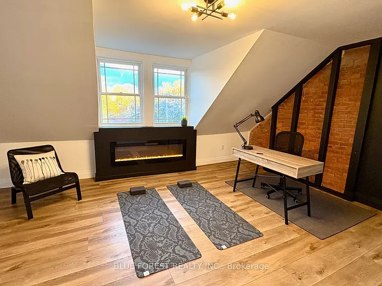 79 Cartwright St #2 — Photo 16