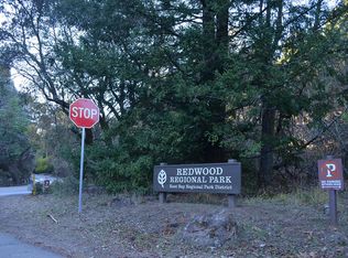 000 Zinn Dr, Oakland, CA 94611