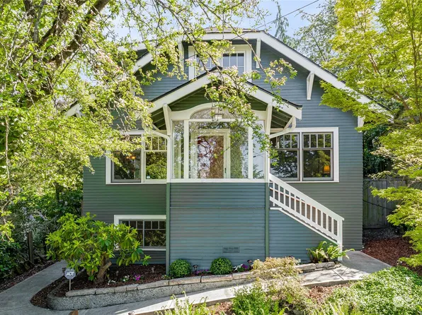 349 NE 54th Street, Seattle, WA 98105