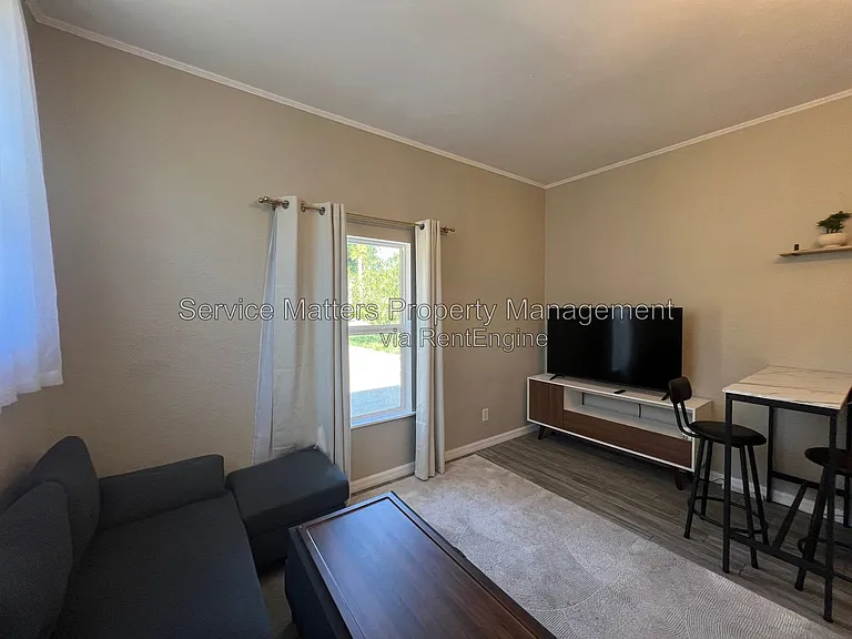 8184 Excelsior Dr — Photo 3