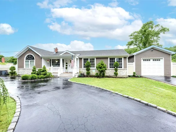 90 Maywood Drive, Mastic Beach, NY 11951