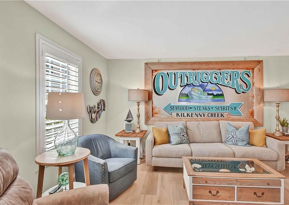 1st image of 207 W Island Square Dr #207