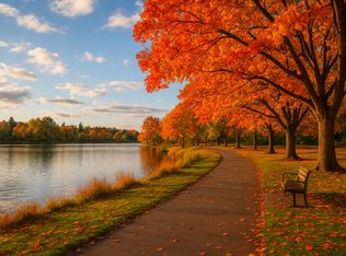 1111 N 76th St #C, Seattle, WA 98103