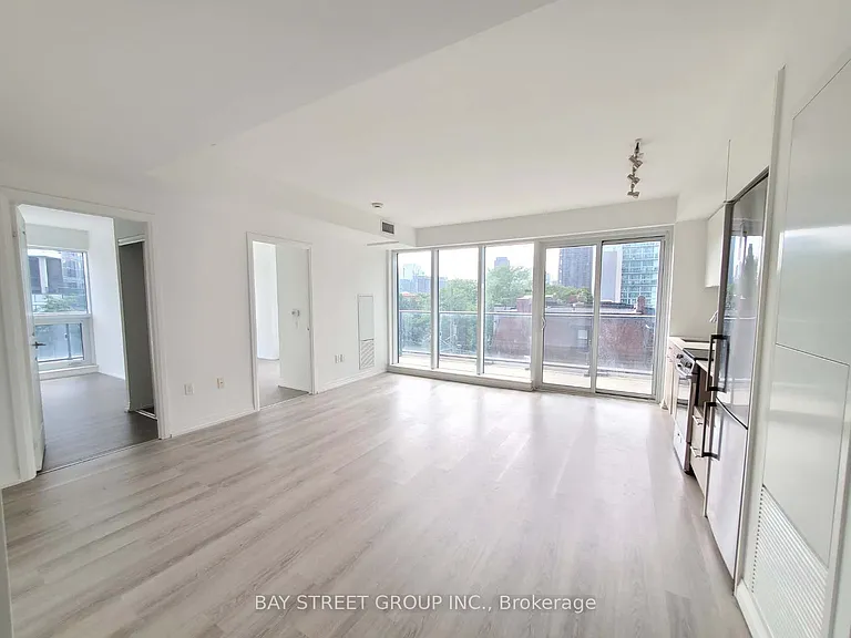 251 Jarvis St #306 — Photo 2