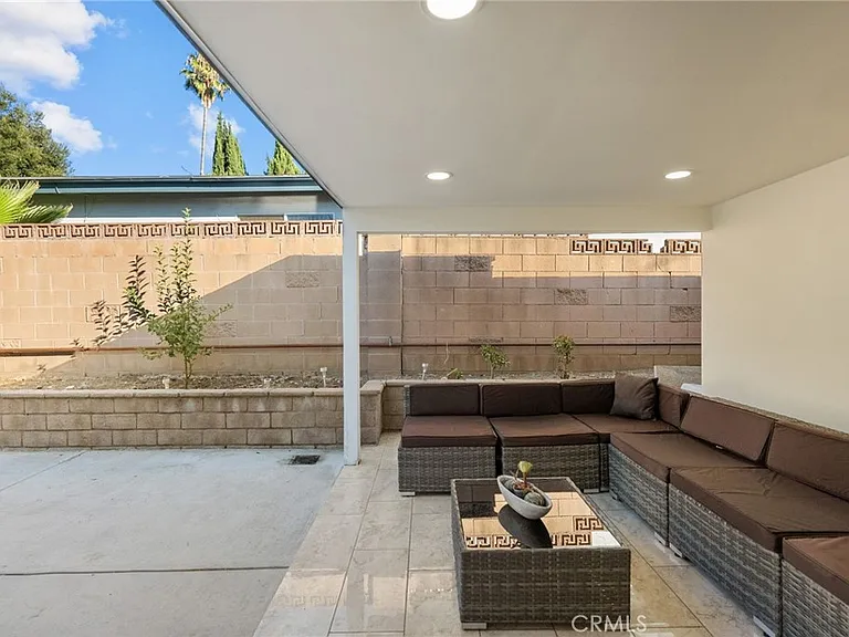 4700 Topanga Canyon Blvd — Photo 13