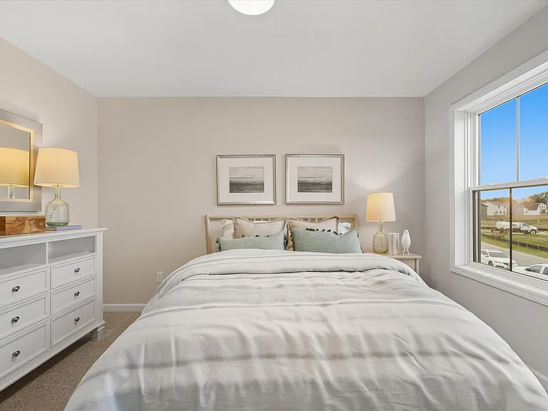 3472 Knightsbridge Trl N — Photo 34