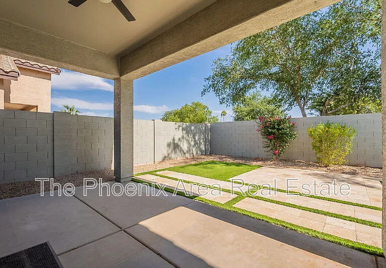 2823 E Tulsa St — Photo 46