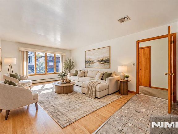 4th image of 1225 16th Street