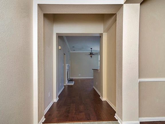 4th image of 1234 Kingston Pl