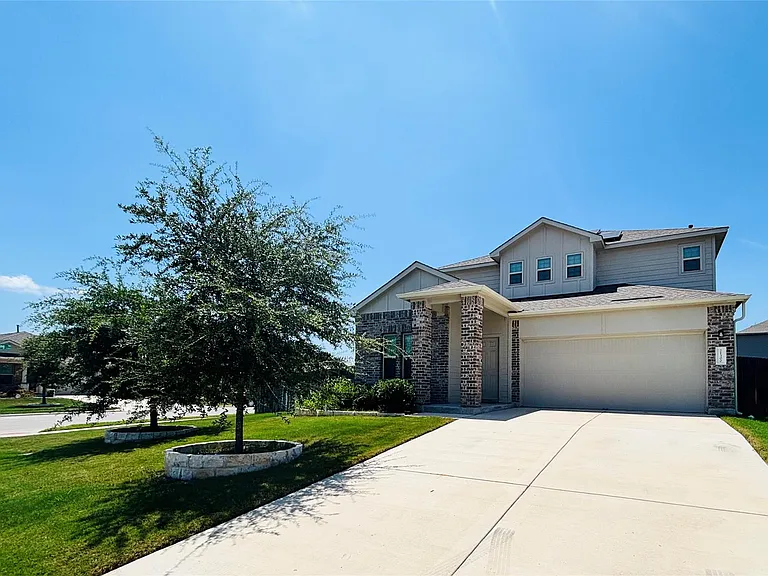 21300 Bird Wing Dr — Photo 1