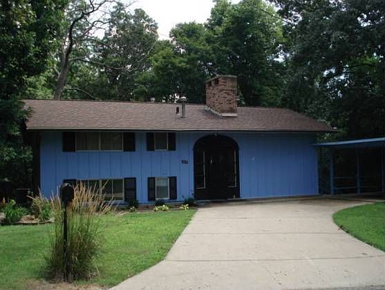 1st image of 1818 E Shady Oak Dr
