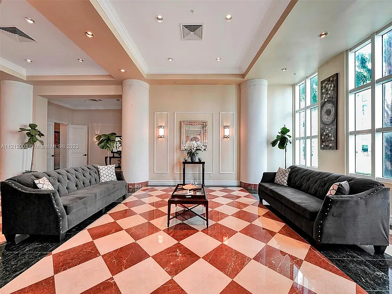 17555 Atlantic Blvd #806 — Photo 31