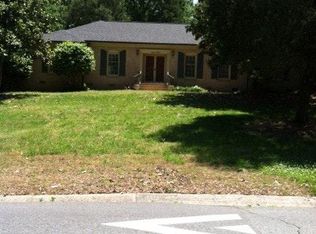 1319 E Barden Rd, Charlotte, NC 28226