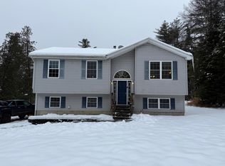 118 Avenue Rd, Levant, ME 04456