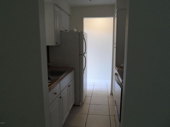 4th image of 310 Taylor Ave APT C5