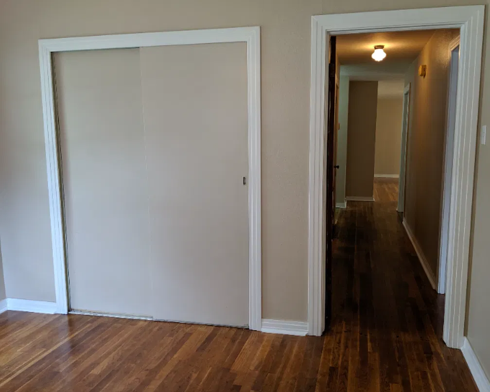 3 bed, 1128 sqft, $1,365 — Photo 3
