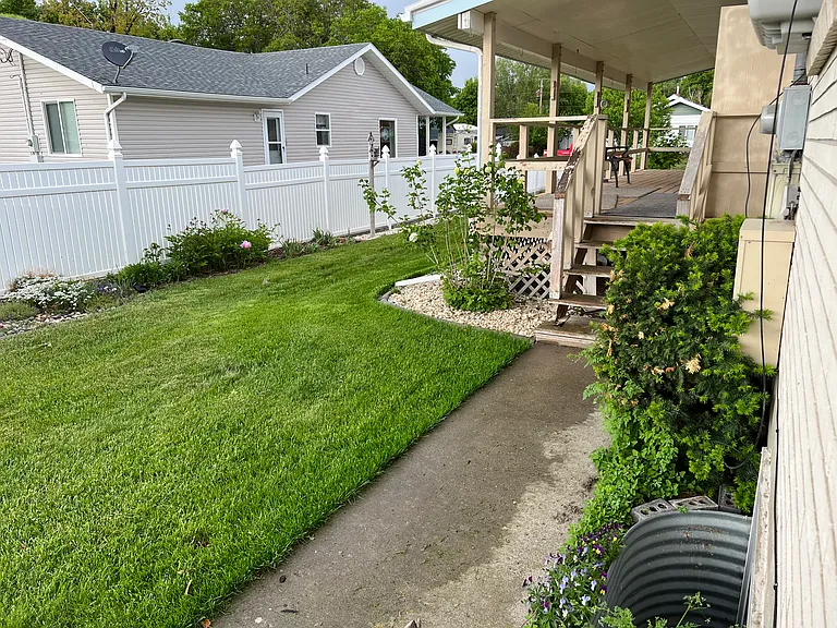730 W 18th St #3 — Photo 9