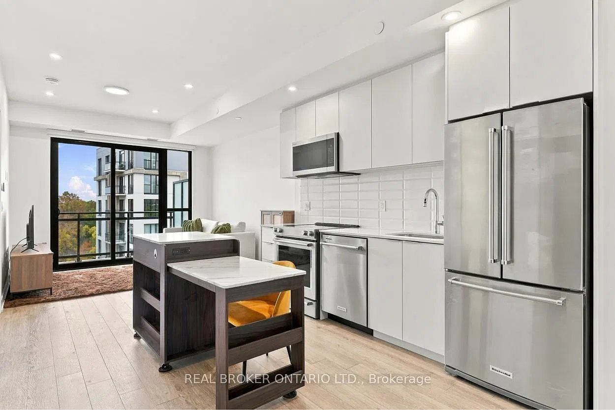 2 bed, $2,199 — Photo 1