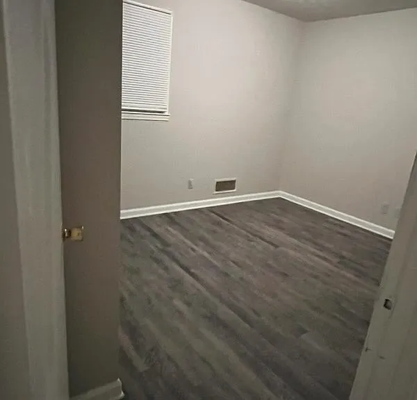 829 Store House Ct #B — Photo 11