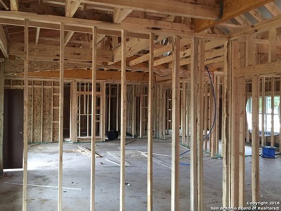 3rd image of 1824 MISTY HOLLOW DR