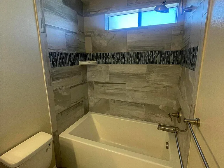1174 S Westlake Blvd #E — Photo 12
