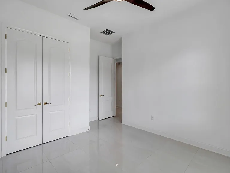 39 Lansing Ct — Photo 21