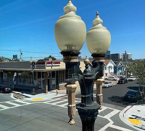 3rd image of 303 California Ave