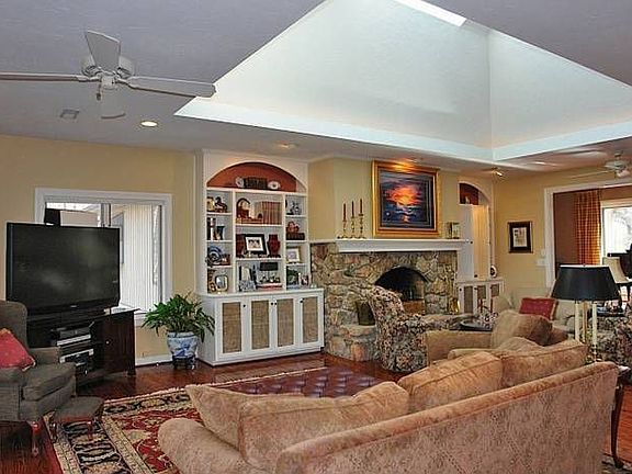 2nd image of 5329 Black Bear Ln