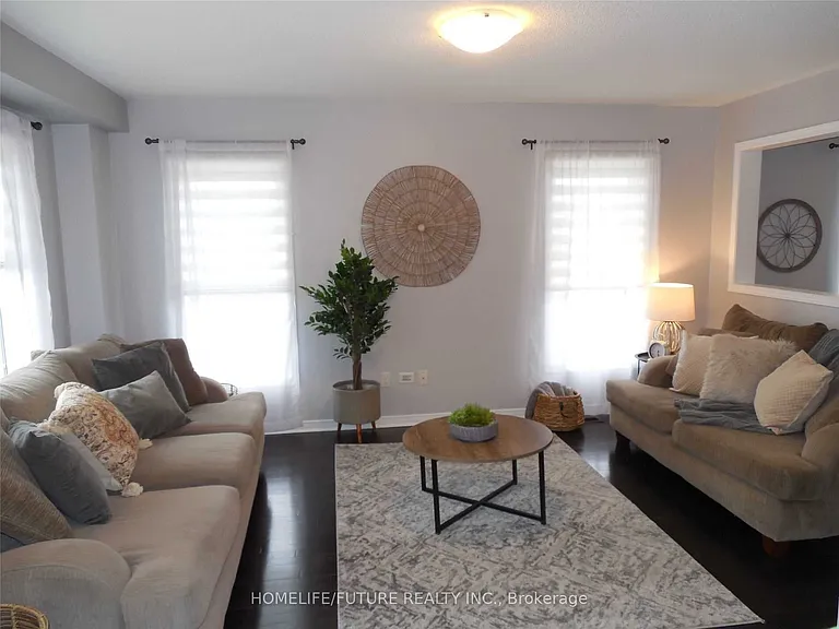 68 Richard Davies Cres — Photo 6
