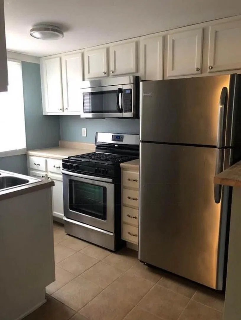 813 S 20th St — Photo 3