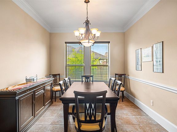3rd image of 31311 Brighton Brook Ln