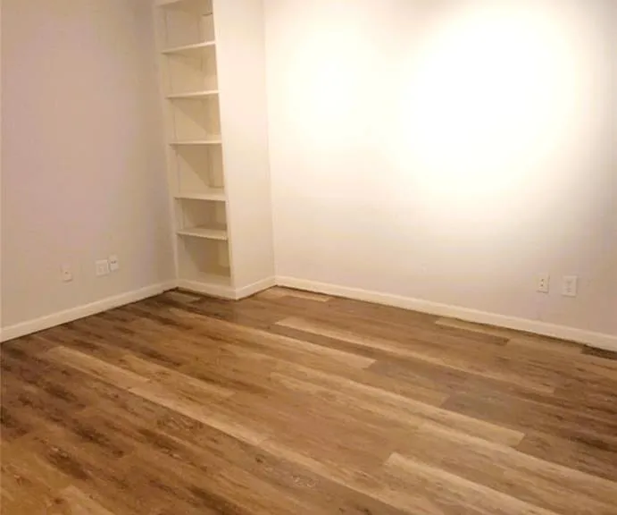 1115 Autrey St #5 — Photo 10