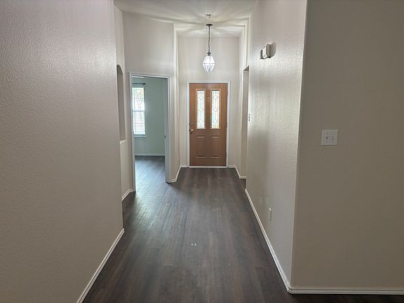 3rd image of 4517 Fox Sedge Ln