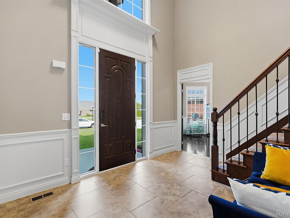 52908 Harmony Dr, photo 2
