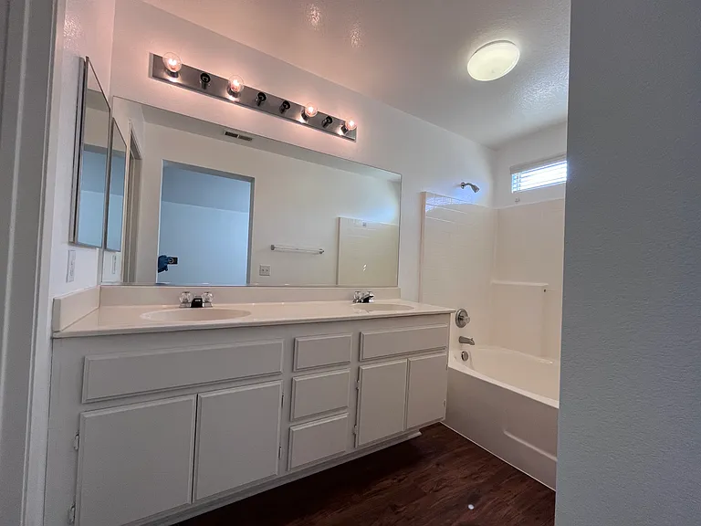 13430 Merry Oaks St — Photo 7