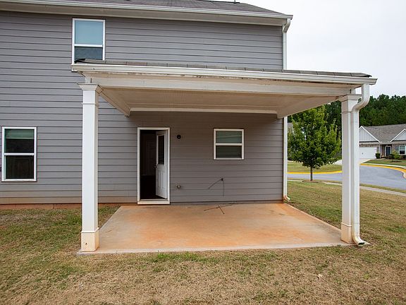 4th image of 588 Greenlee Rd